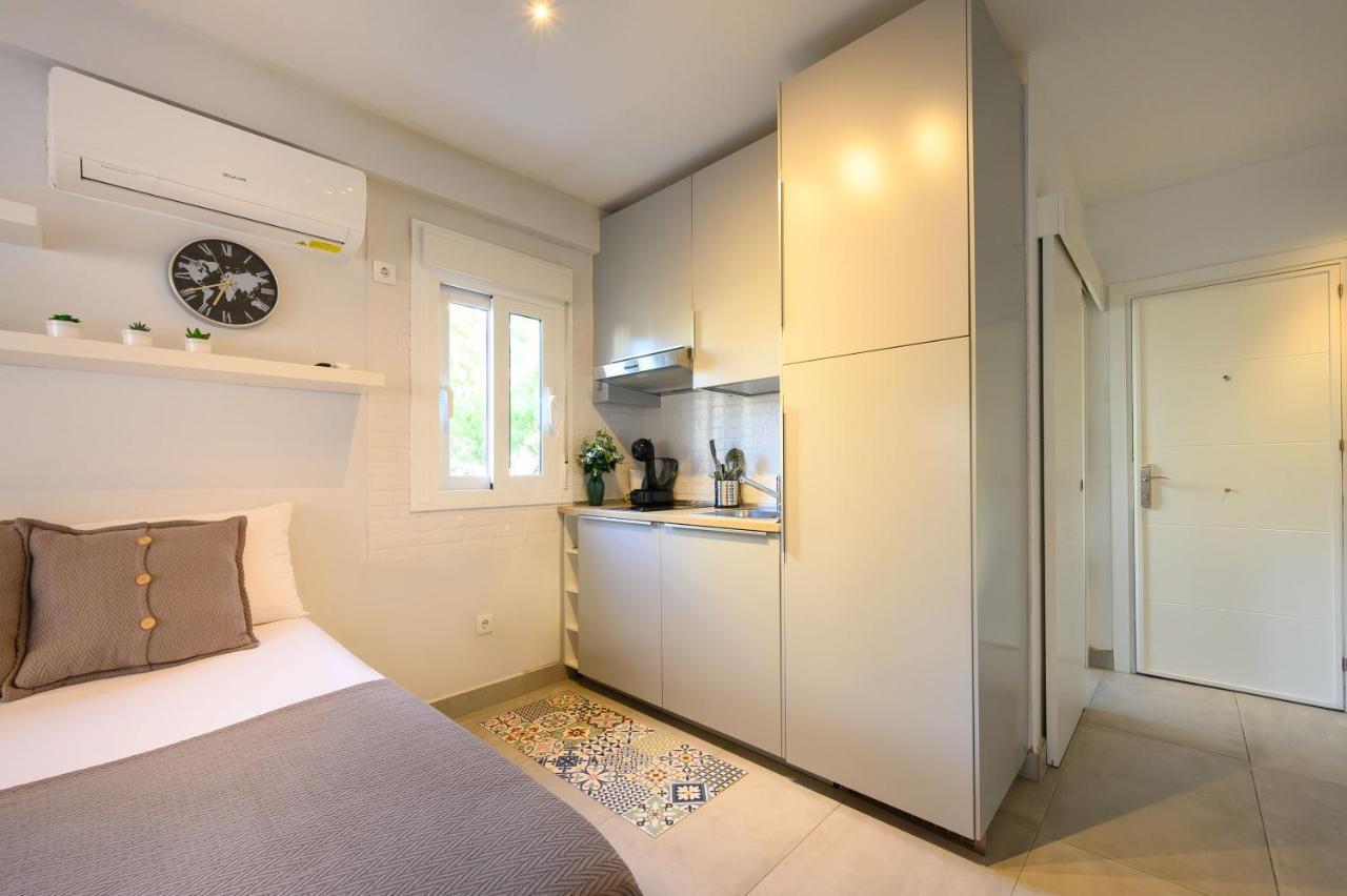 Studio, City Center By 10Tosea Фуэнхирола Экстерьер фото